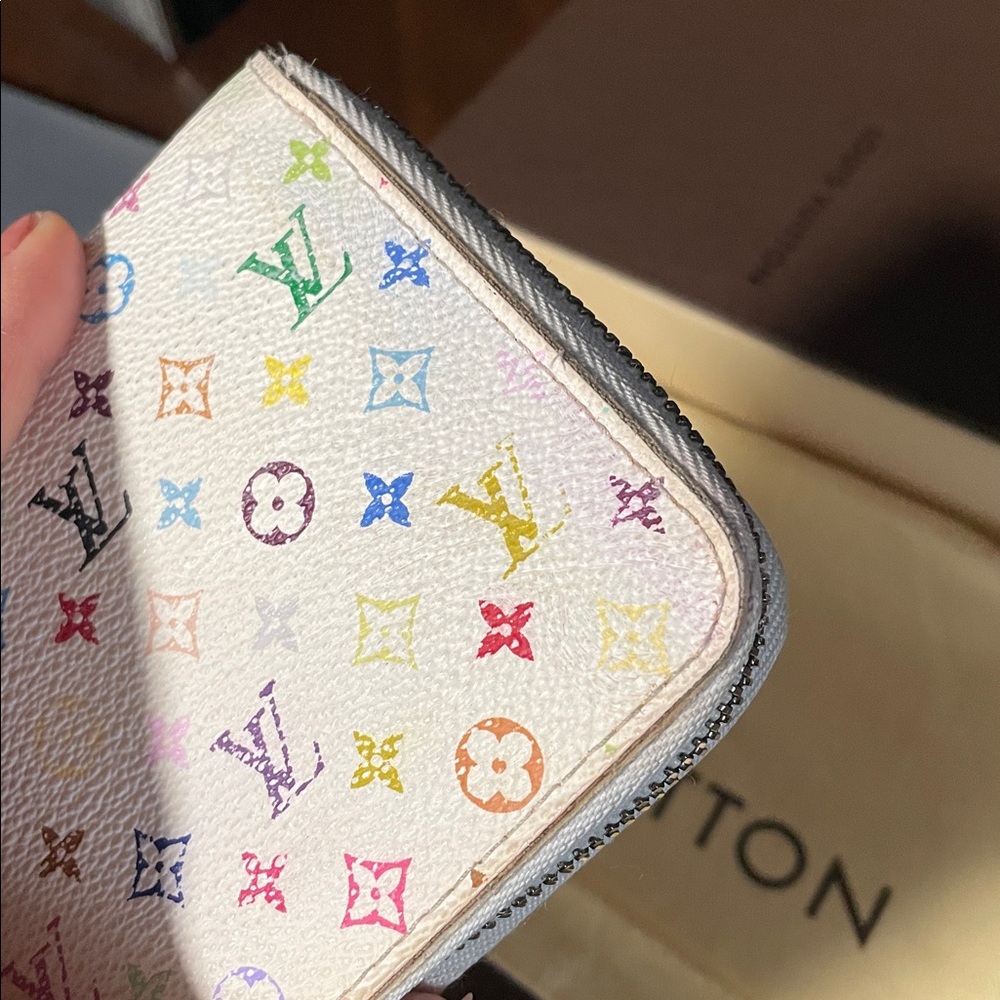 Louis Vuitton White Murakami white  long  Wallet - Picture 9 of 17